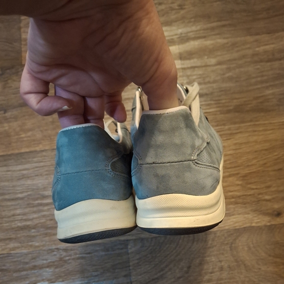 Mephisto Runoff Air-Jet System Genuine Leather Shoes.  - Picture 8 of 11